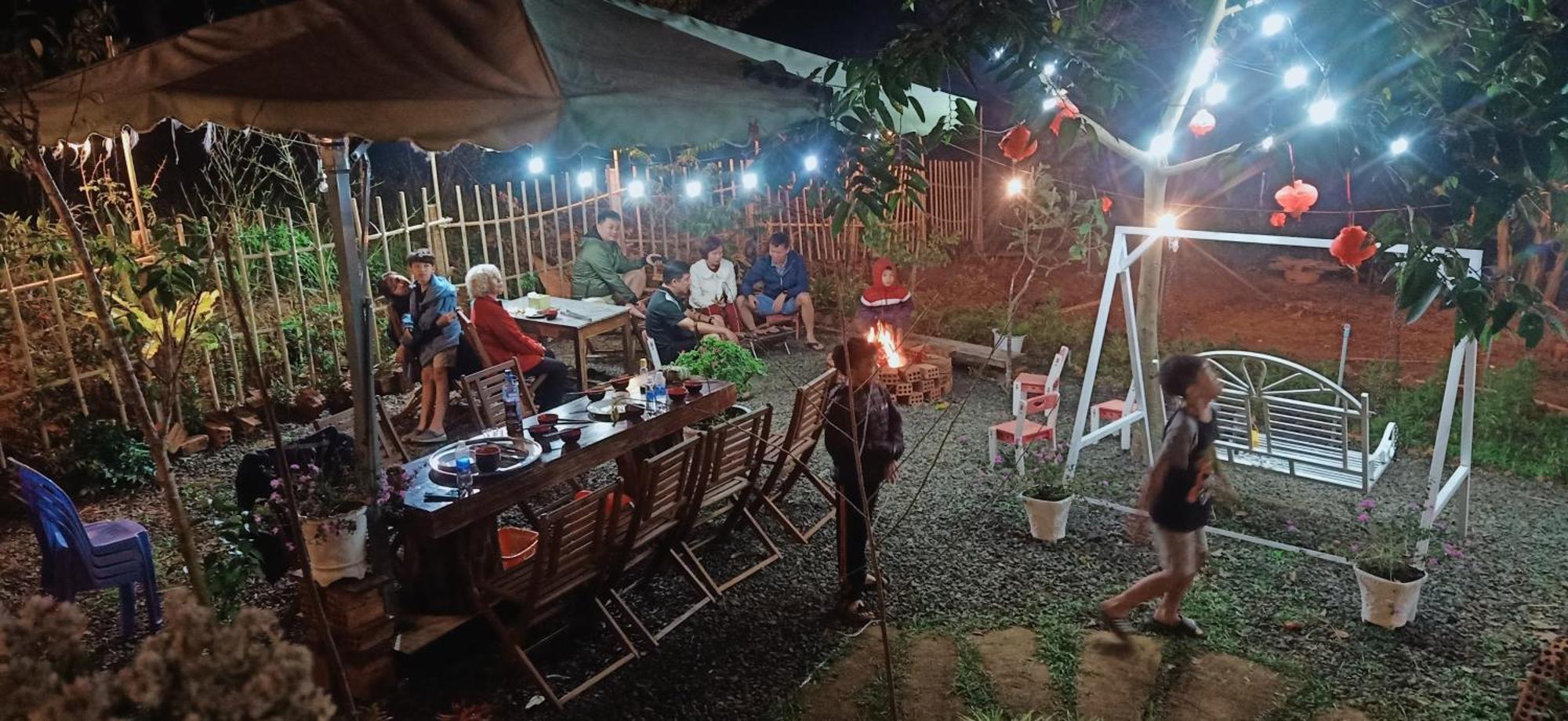Paradiso Homestay Mangden Kon Von Kla Exteriér fotografie